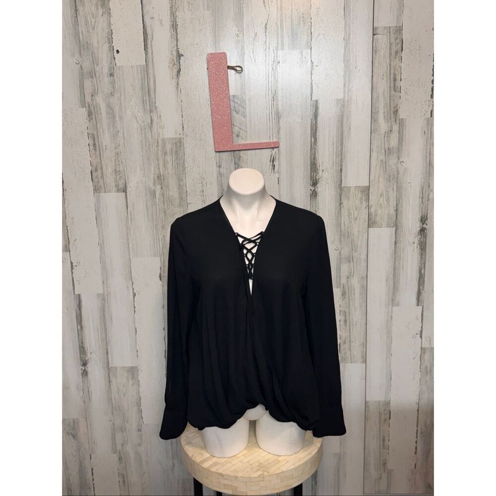 Trouvé Black Lace-Up V-Neck Blouse Women’s Size Large Long Sleeve Flowy Top